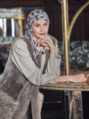 HocMantra Scarf | Paisley Elegance